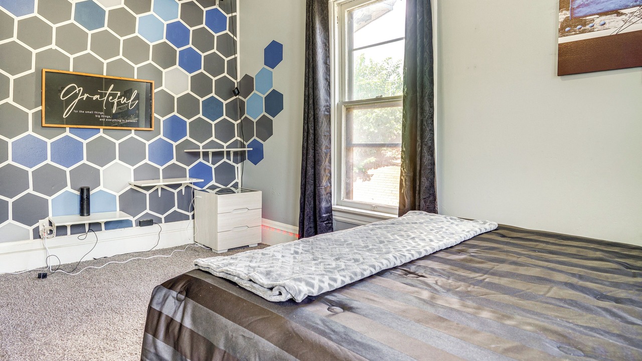 Photo of Bedroom in West Side