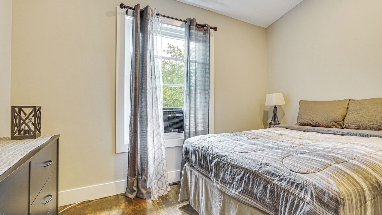 Photo of Bedroom in Whittier