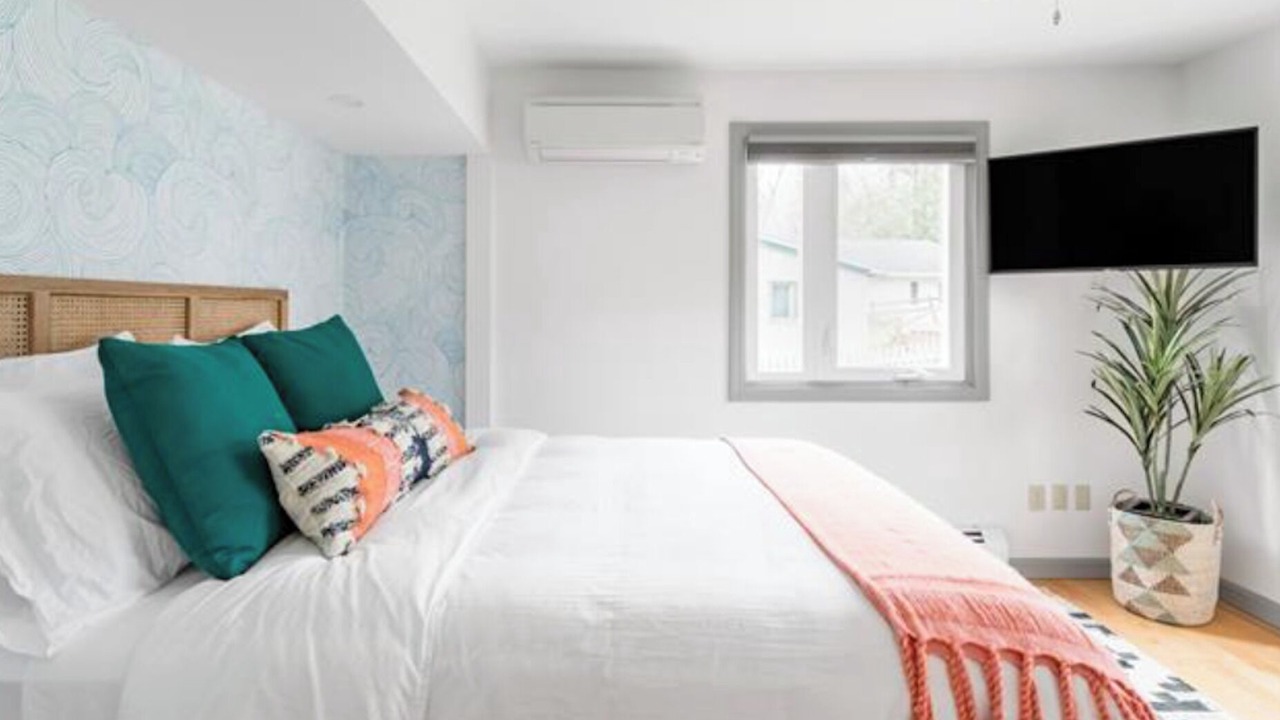 Photo of Bedroom in Malletts Bay