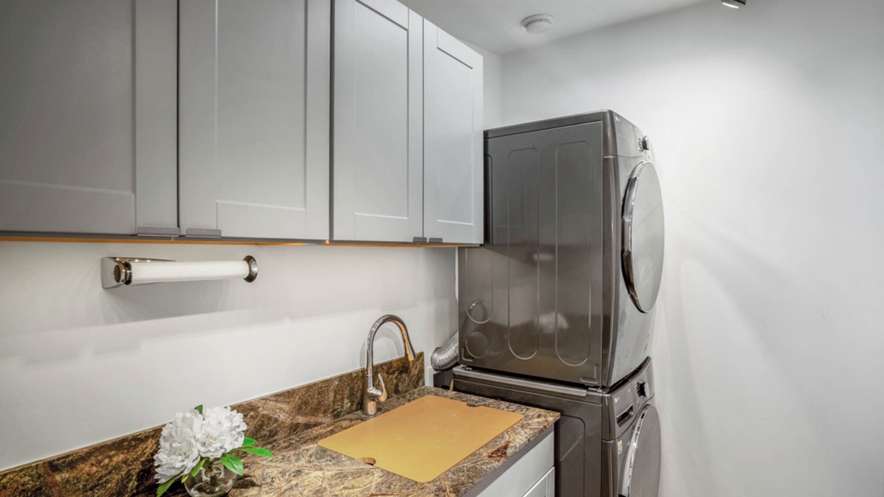 Photo of Bedroom in South Capitol
