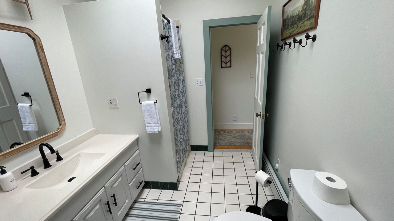 Photo of Bathroom in Londonderry