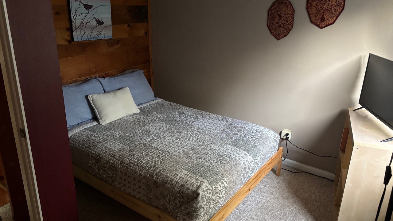 Photo of Bedroom in Campton