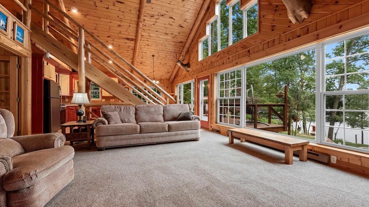 Photo of Livingroom in Beaver