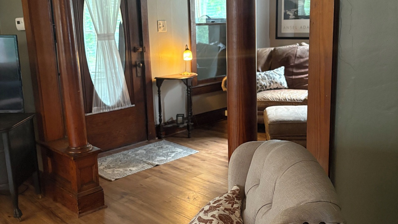 Photo of Livingroom in Ballston Spa