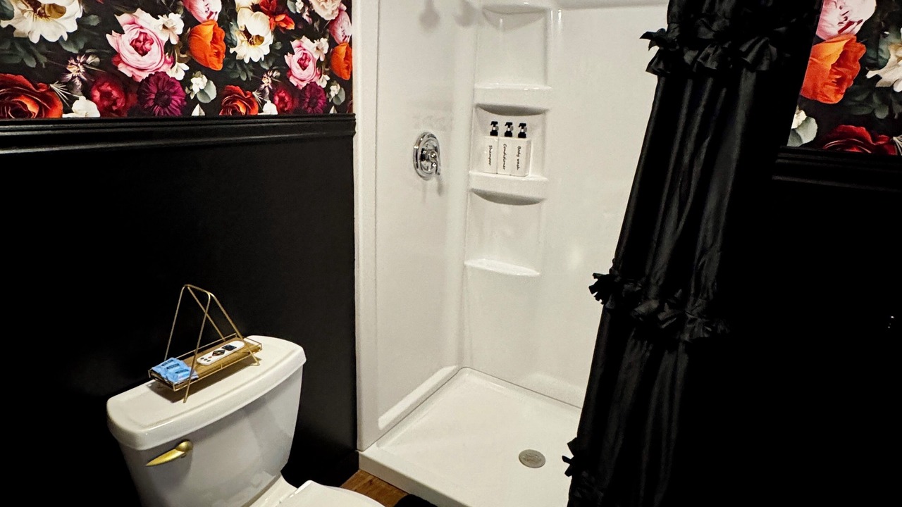 Photo of Bathroom in Hillsboro