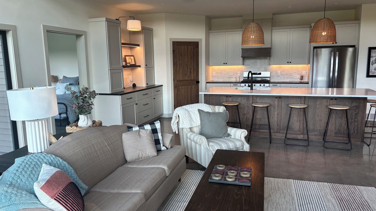 Photo of Livingroom in Cushing