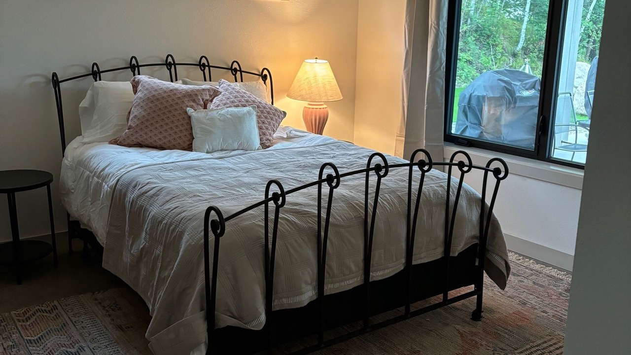 Photo of Bedroom in Cushing