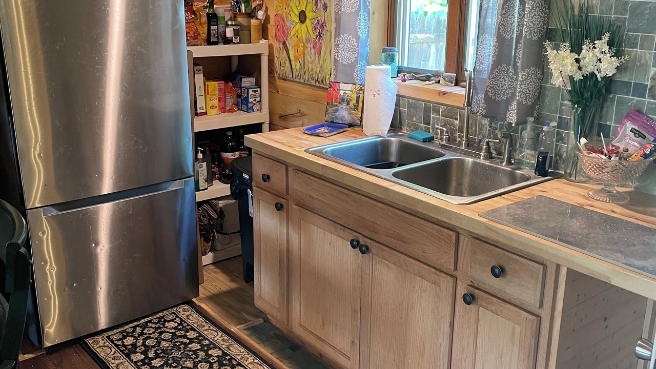 Photo of Kitchen in Town of Ephratah