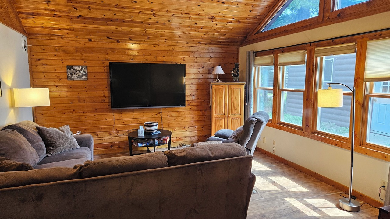 Photo of Livingroom in Neillsville