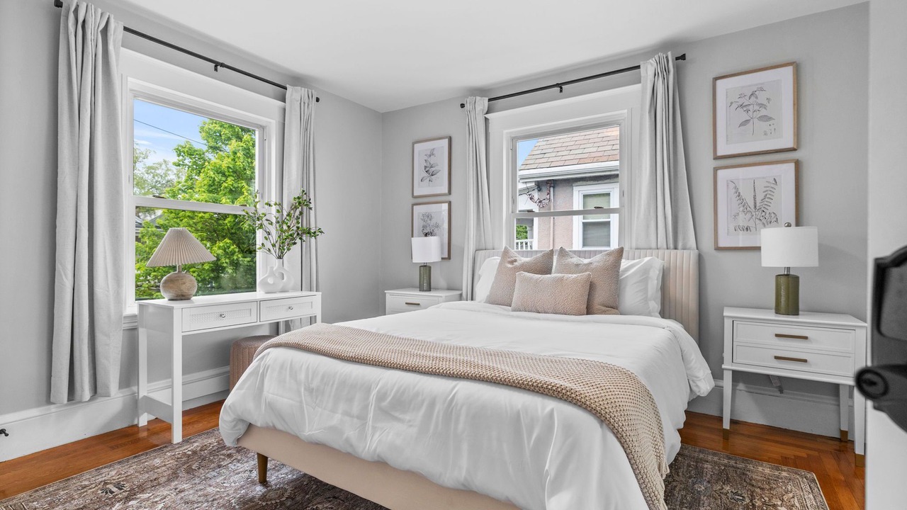 Photo of Bedroom in West Somerville