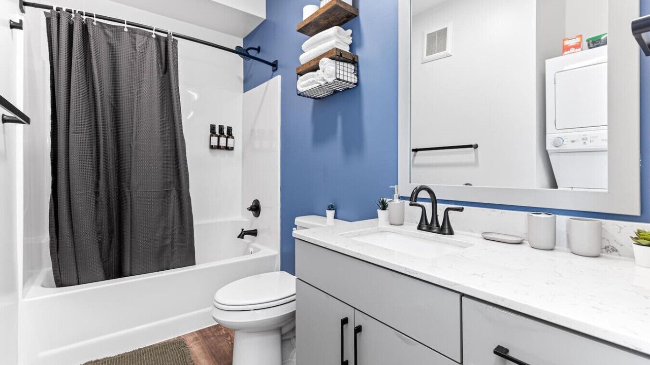 Photo of Bathroom in Uptown