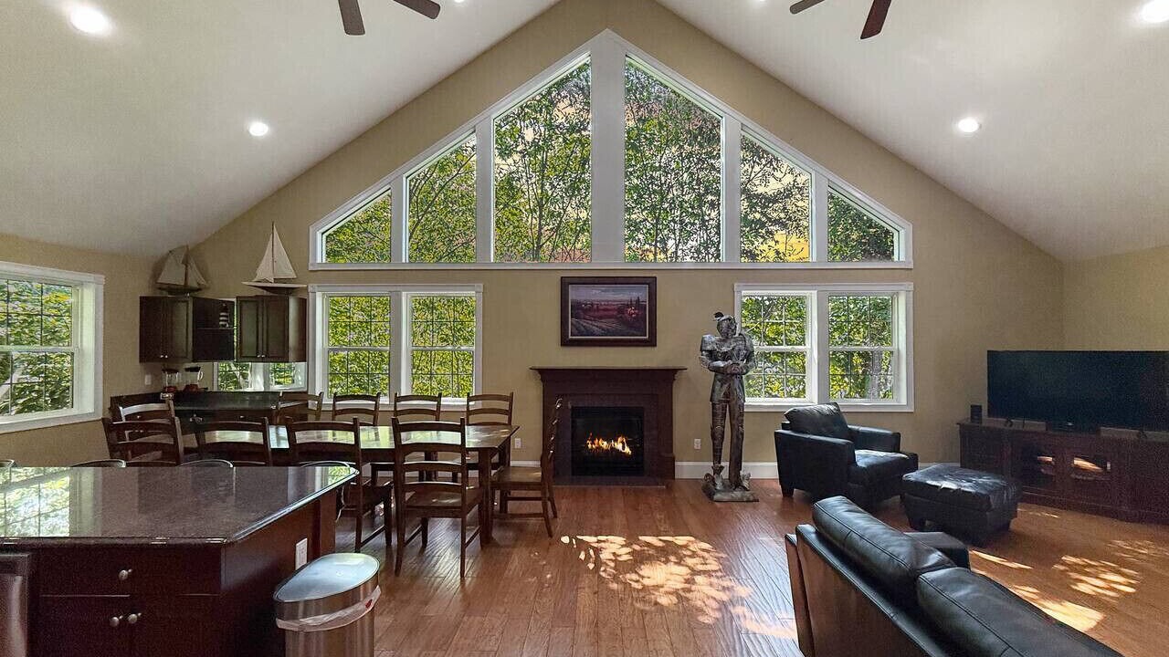 Photo of Livingroom in North Conway