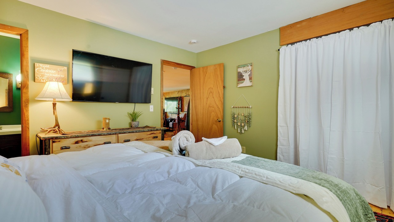 Photo of Bedroom in Severance