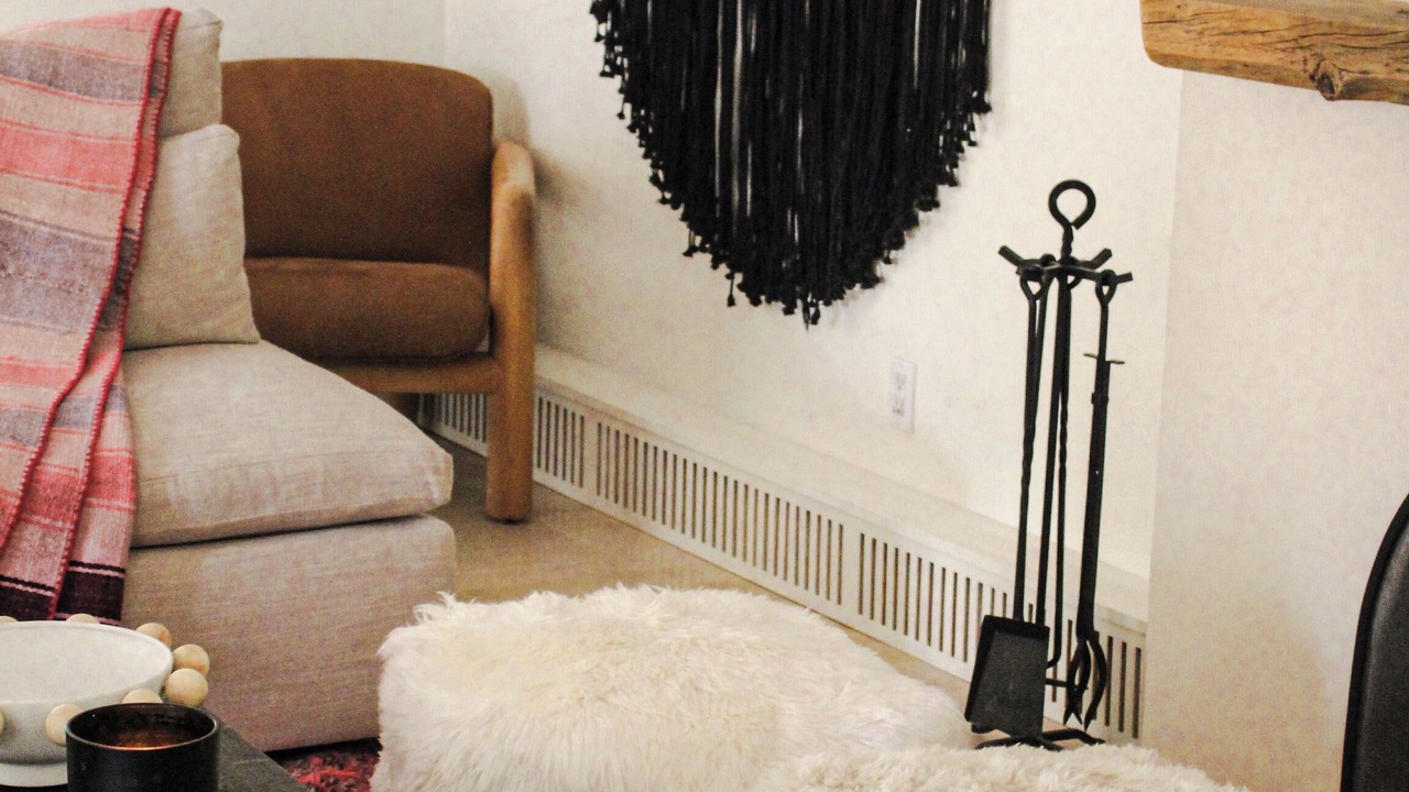Photo of Livingroom in Northeast Santa Fe