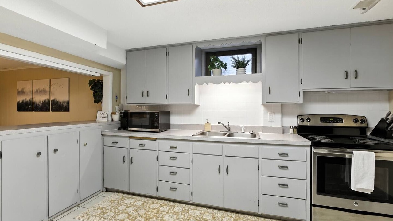 Photo of Kitchen in Maple Lake