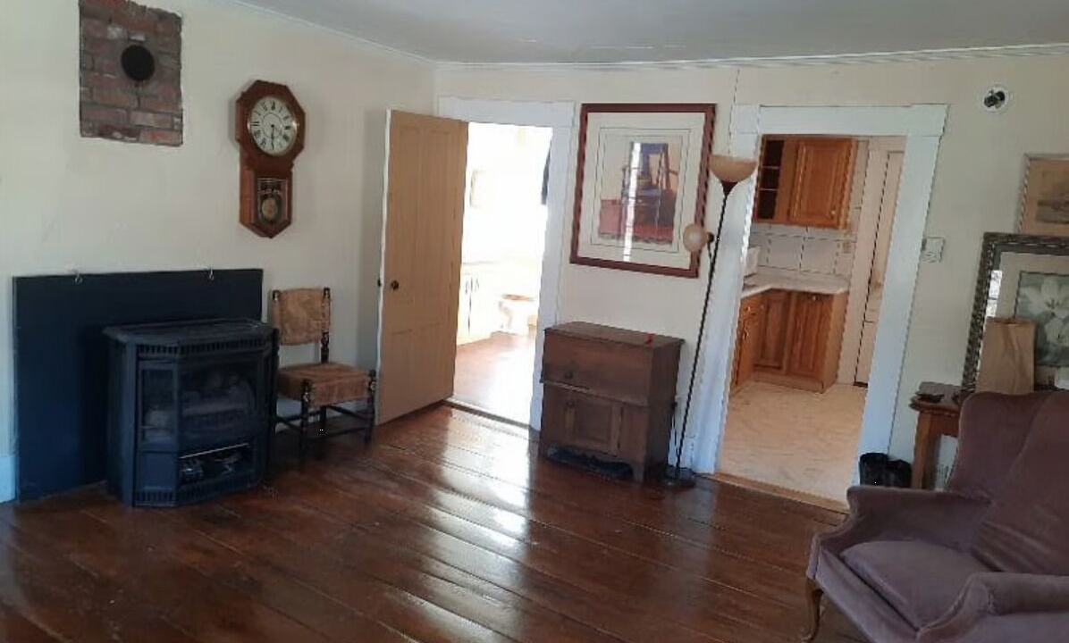 Photo of Livingroom in Sharon