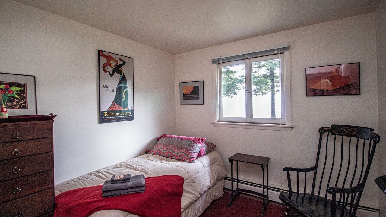 Photo of Bedroom in Plattsburgh