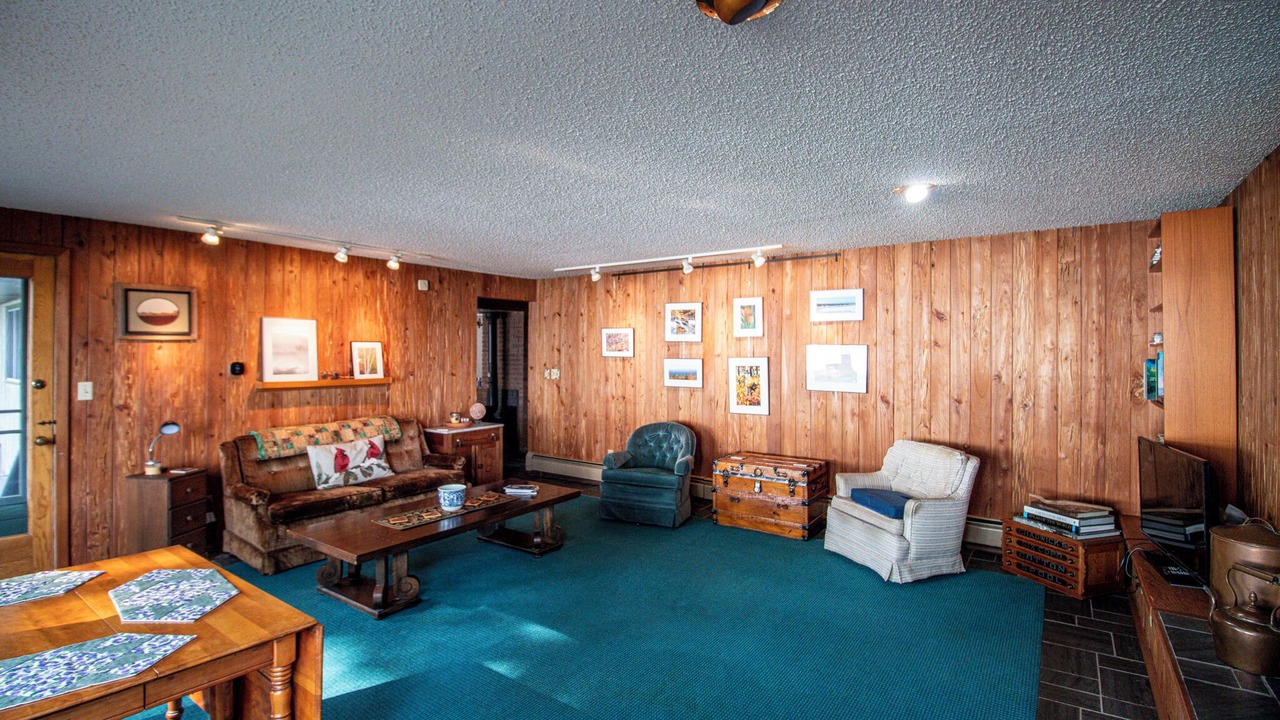 Photo of Livingroom in Plattsburgh