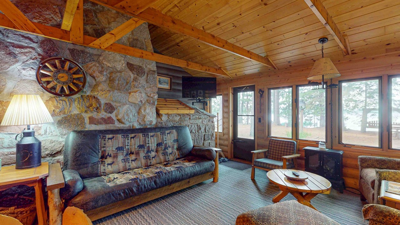 Photo of Livingroom in Eagle River
