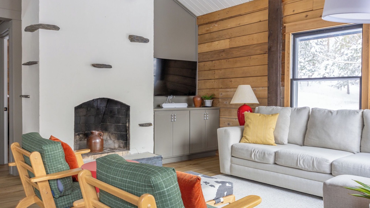 Photo of Livingroom in Stowe Hollow