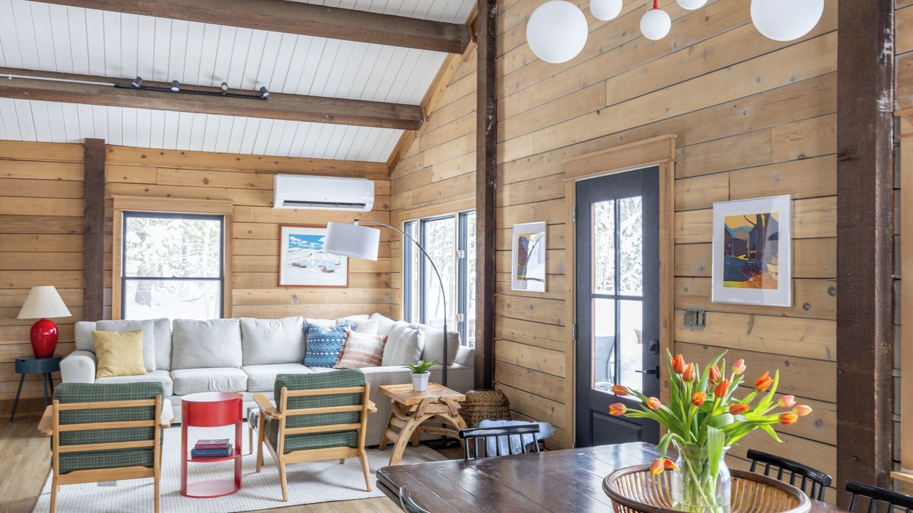 Photo of Livingroom in Stowe Hollow