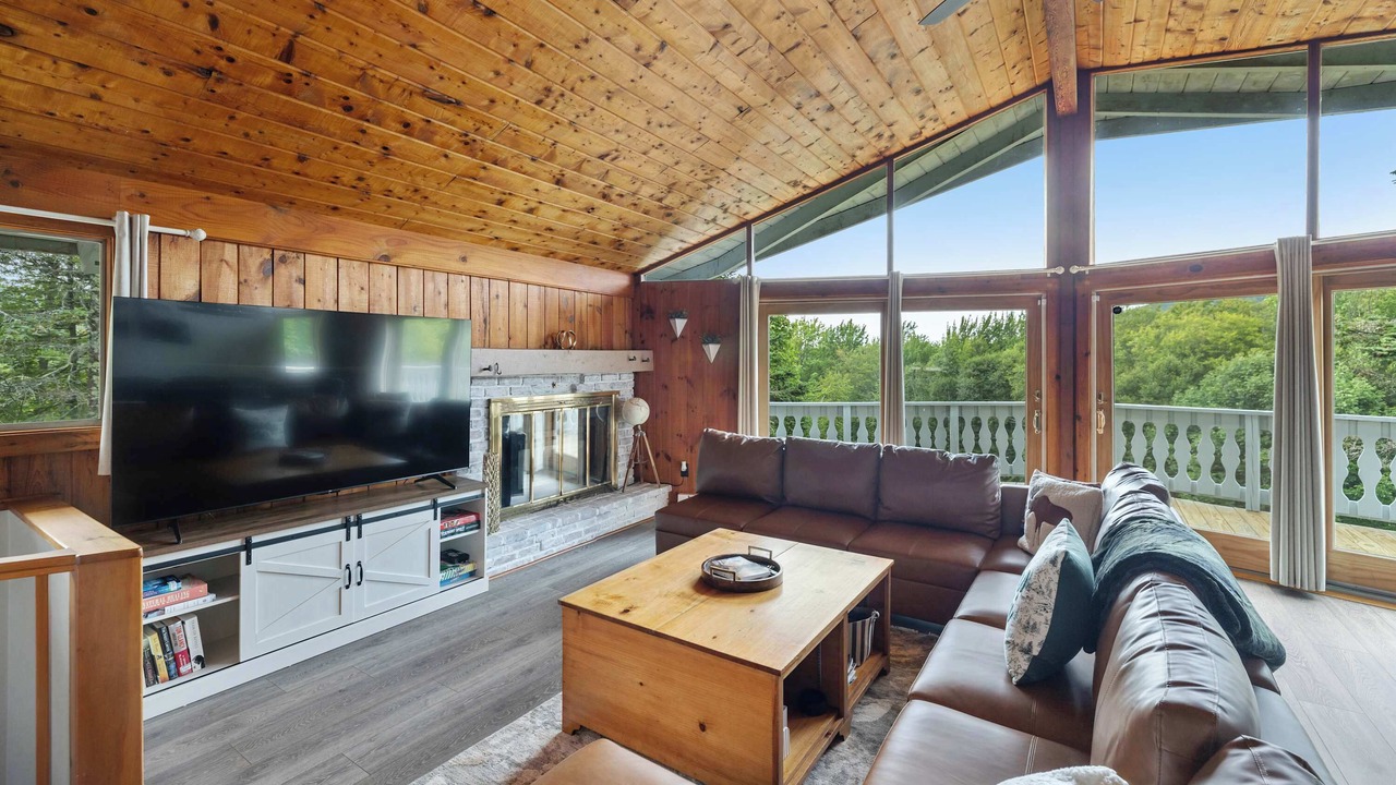 Photo of Livingroom in Andover