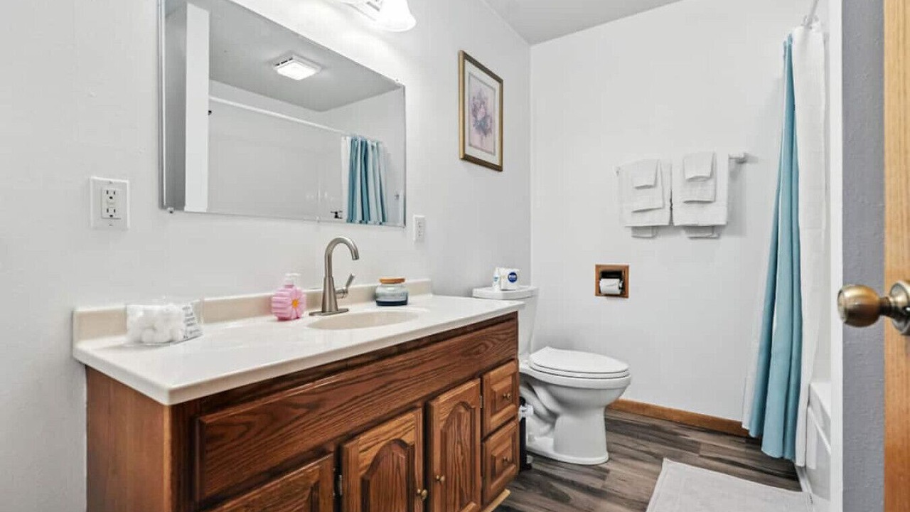 Photo of Bathroom in Weirgor
