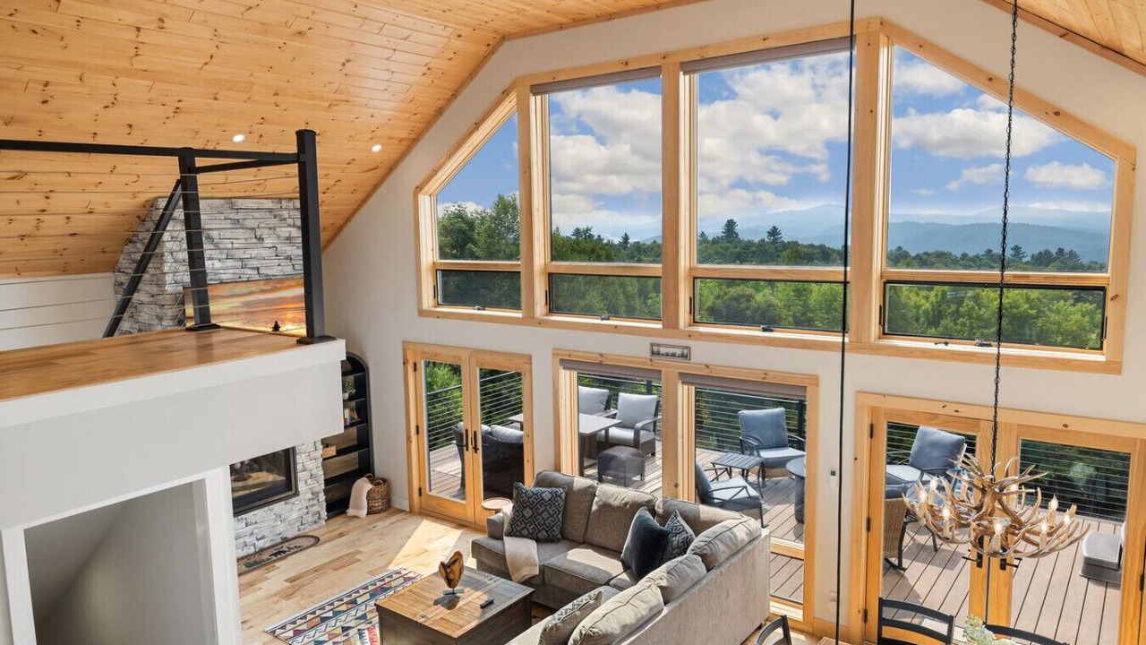 Photo of Livingroom in Saranac Lake