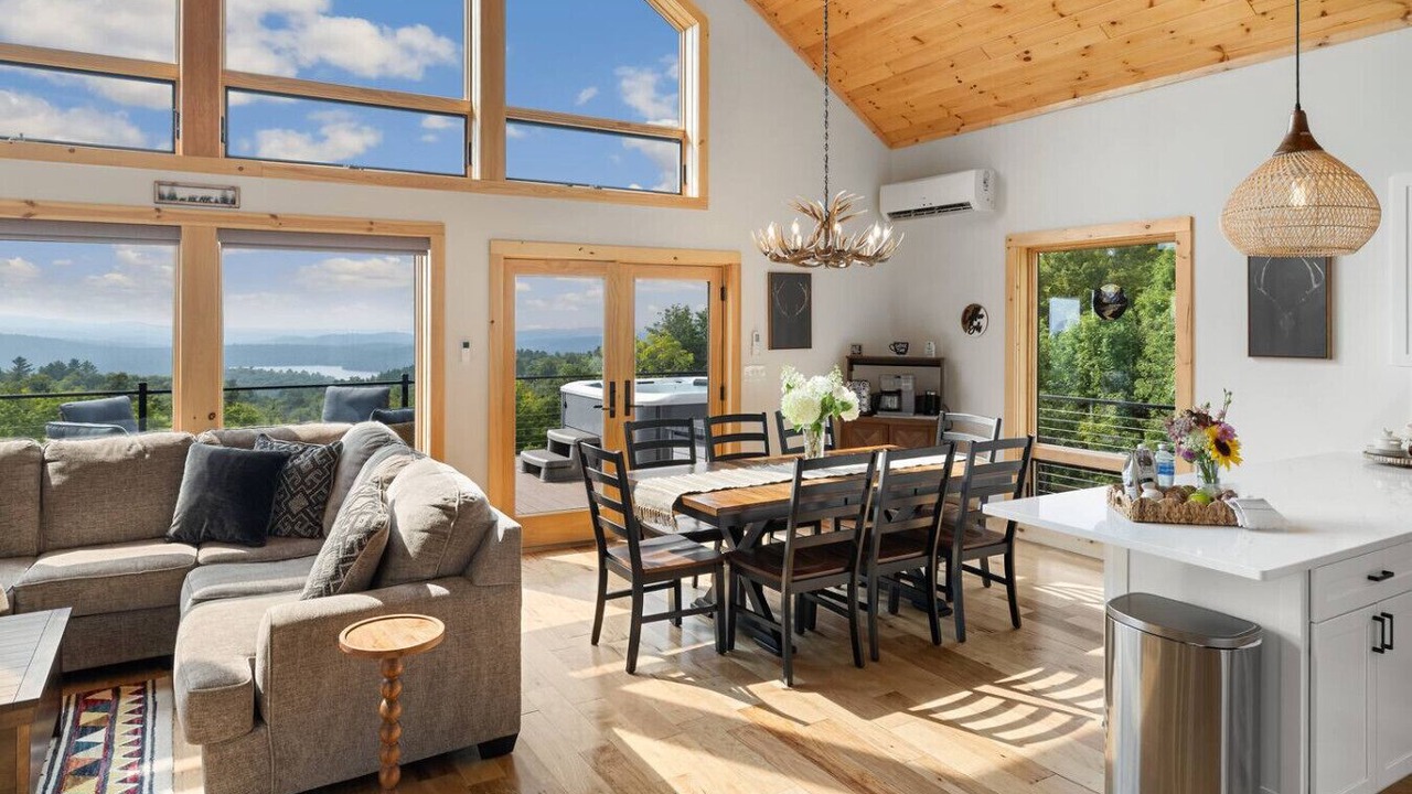 Photo of Livingroom in Saranac Lake