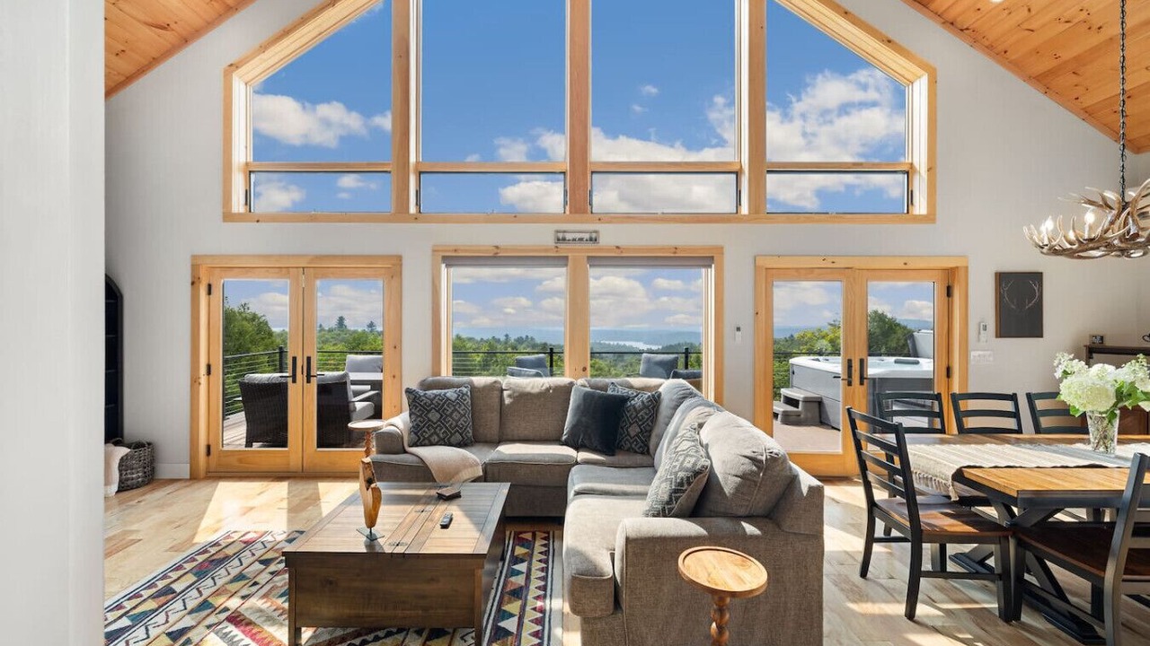 Photo of Livingroom in Saranac Lake