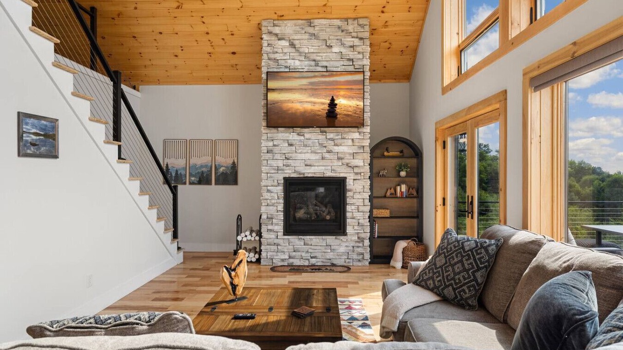 Photo of Livingroom in Saranac Lake
