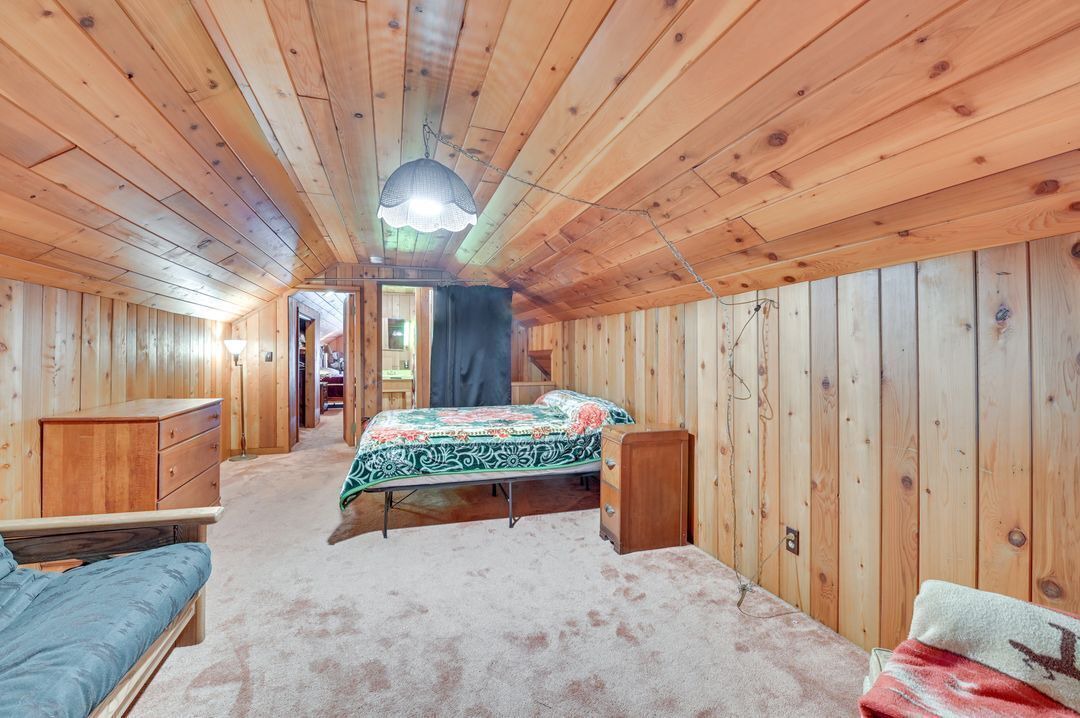 Photo of Bedroom in Long Lake