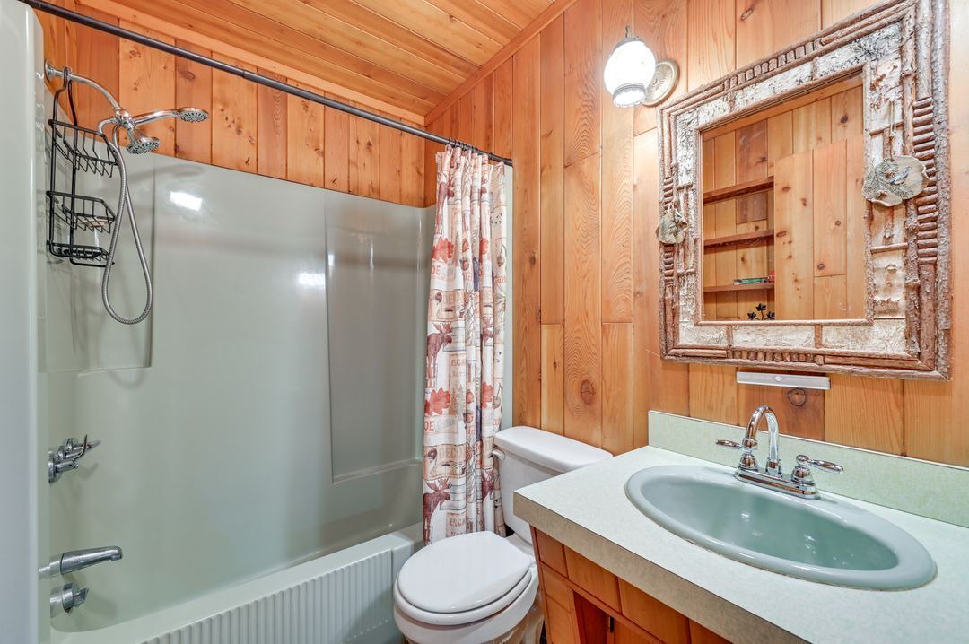Photo of Bathroom in Long Lake