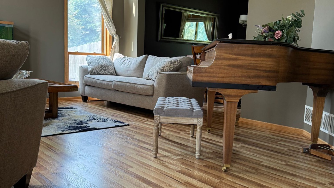 Photo of Livingroom in Woodbury