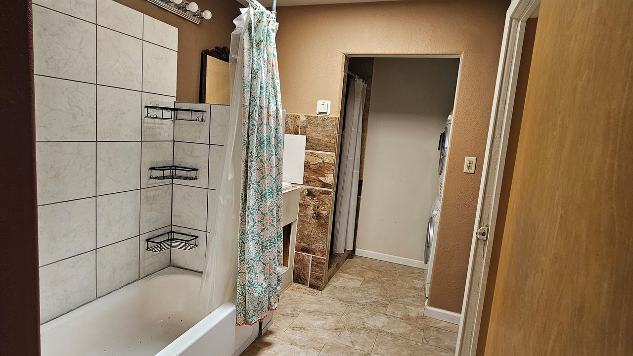 Photo of Bathroom in Espanola
