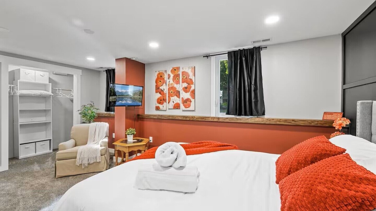 Photo of Bedroom in Maple Grove