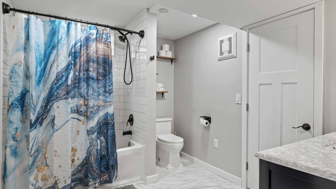 Photo of Bathroom in Maple Grove