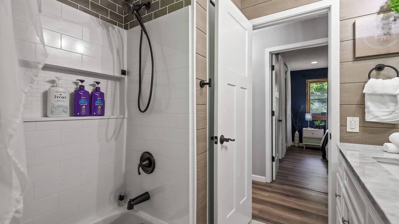 Photo of Bathroom in Maple Grove