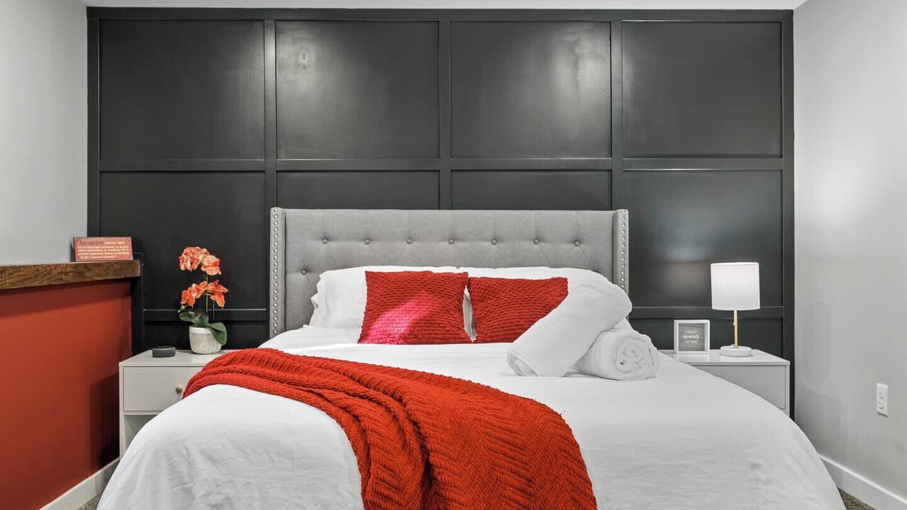 Photo of Bedroom in Maple Grove