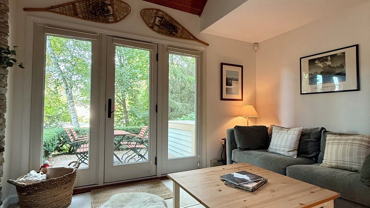 Photo of Livingroom in Jackson