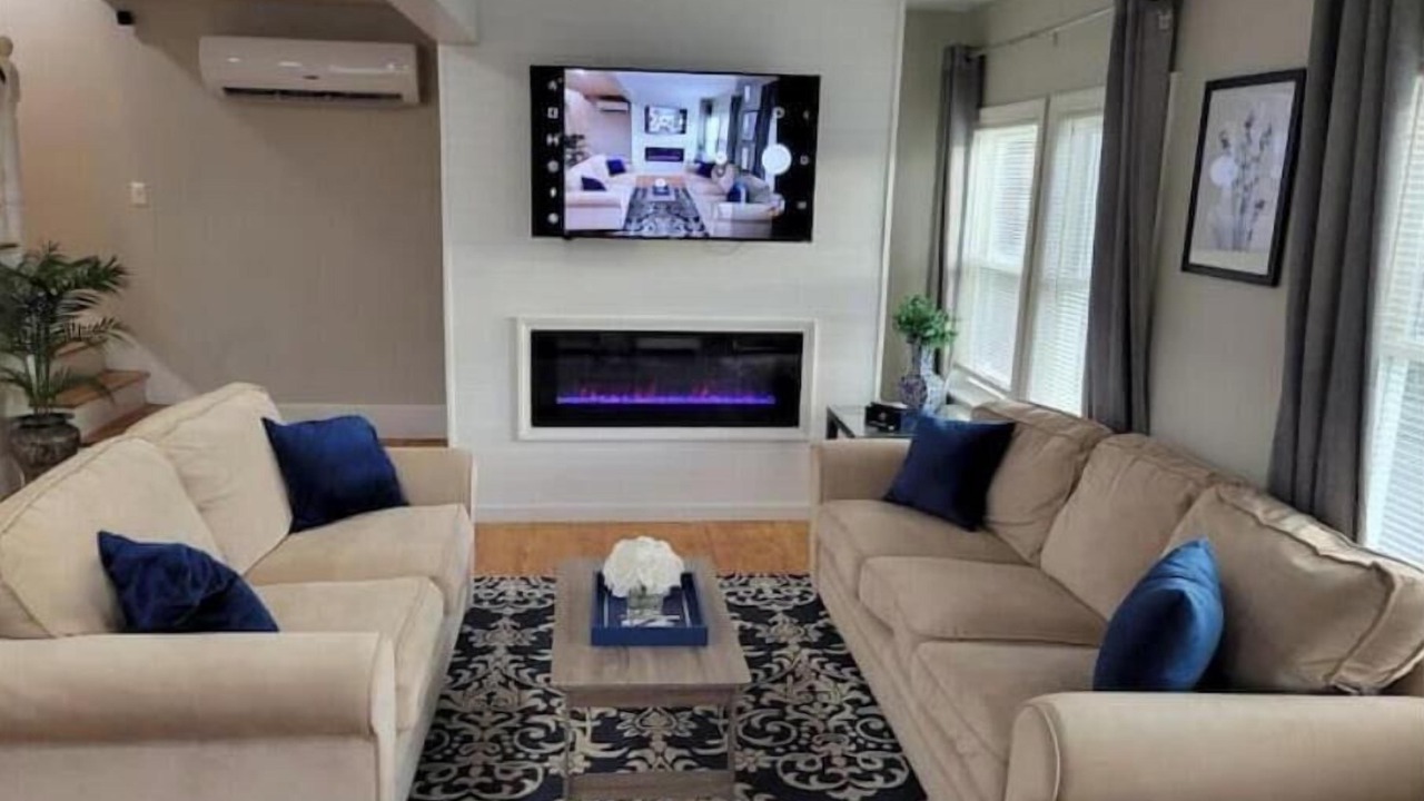 Photo of Livingroom in North Weymouth