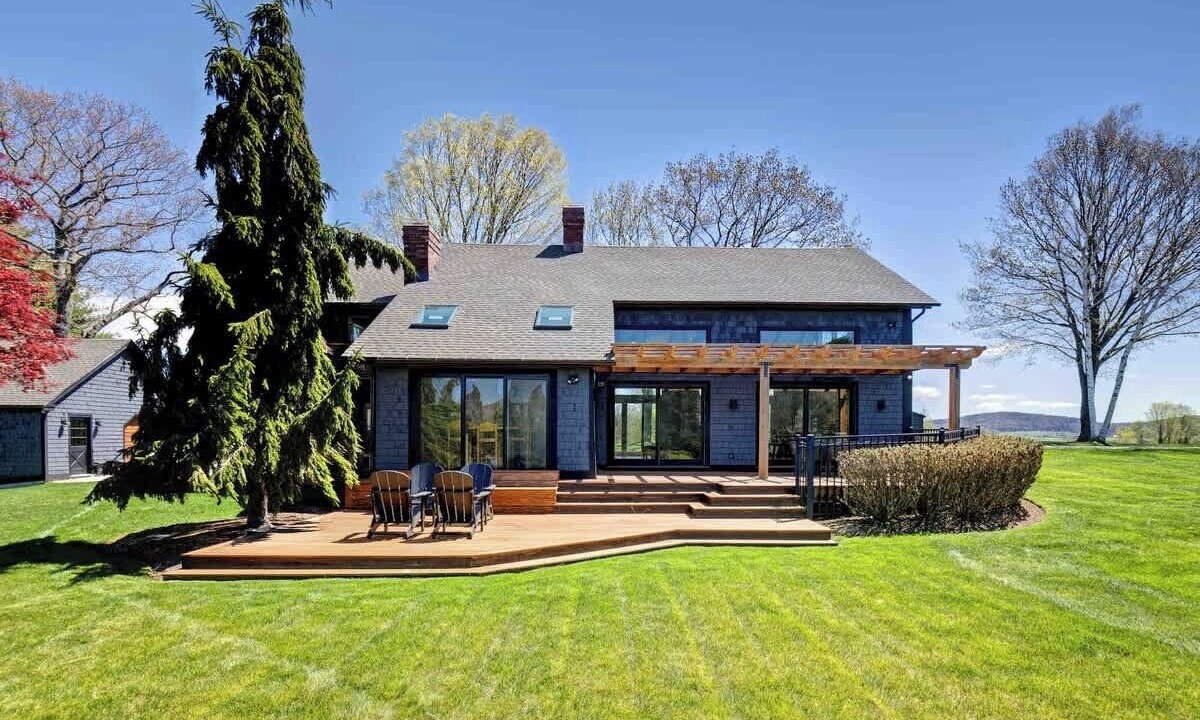 Photo of Patio Balcony in Lakeville