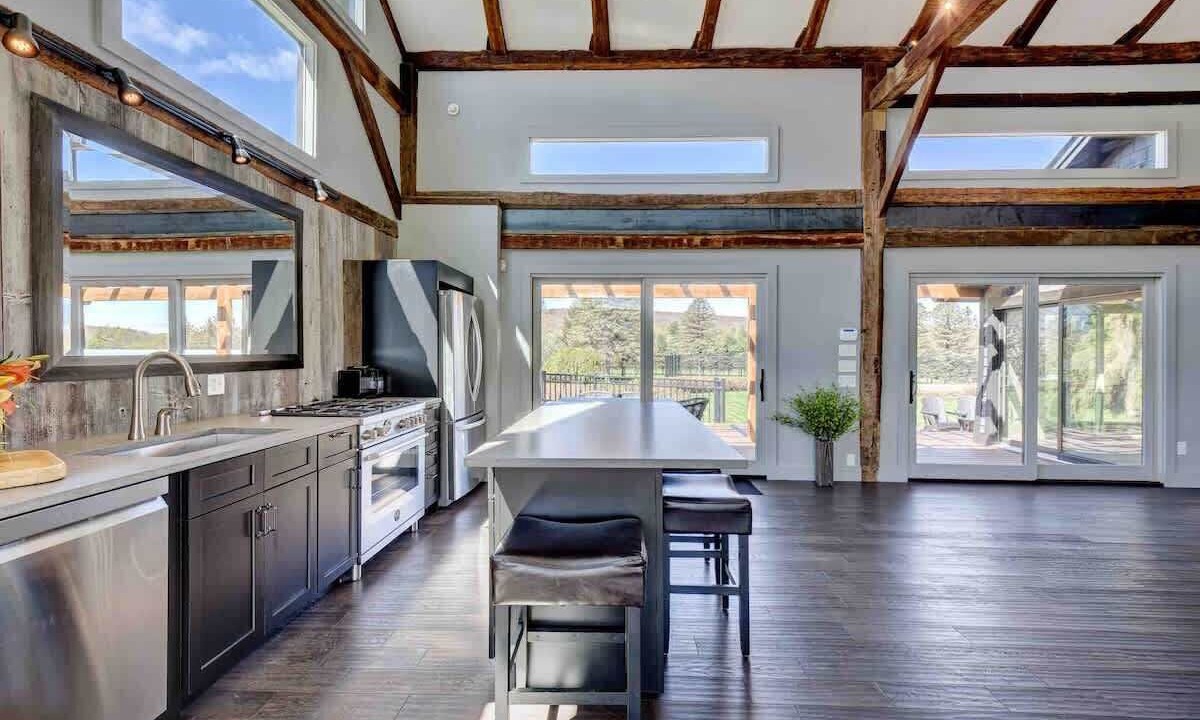 Photo of Kitchen in Lakeville