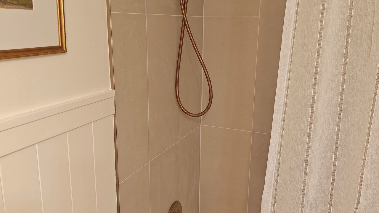 Photo of Bathroom in Payne - Phalen