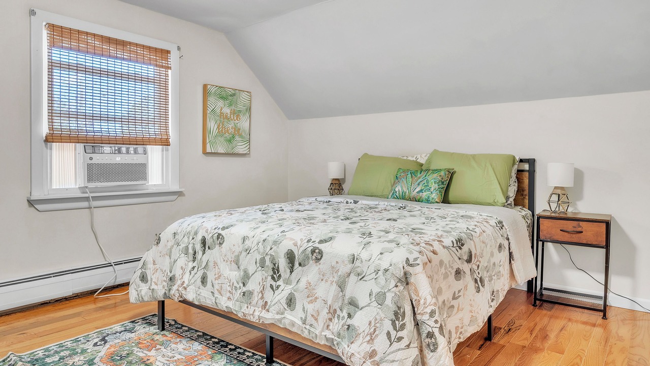 Photo of Bedroom in Bristol