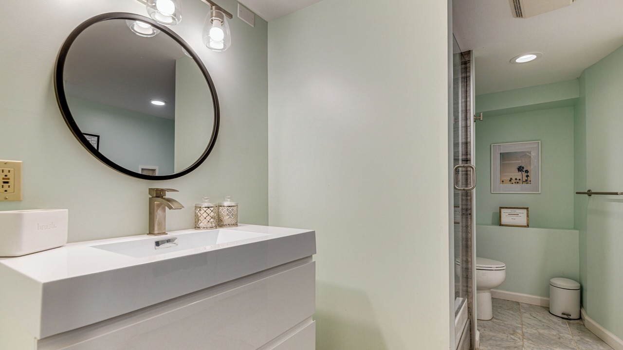 Photo of Bathroom in Malletts Bay