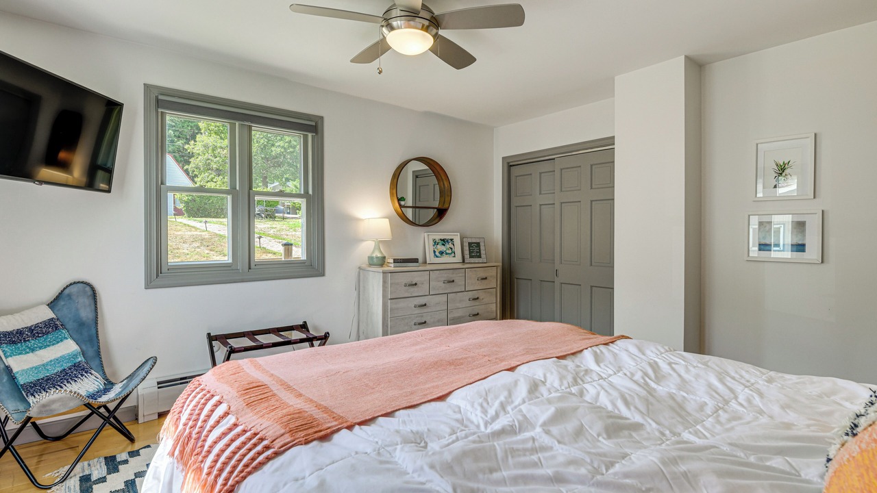 Photo of Bedroom in Malletts Bay