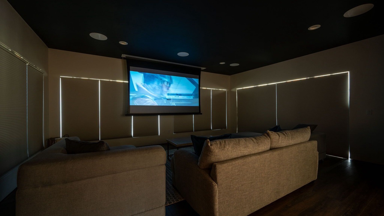 Photo of Livingroom in Ellison Bay