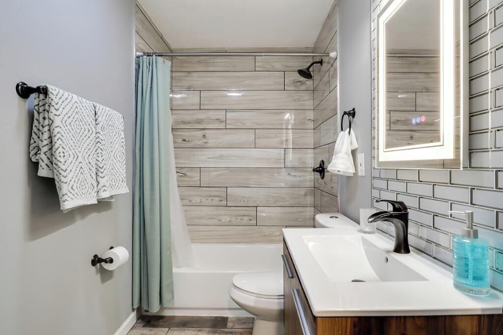 Photo of Bathroom in Northeast Heights