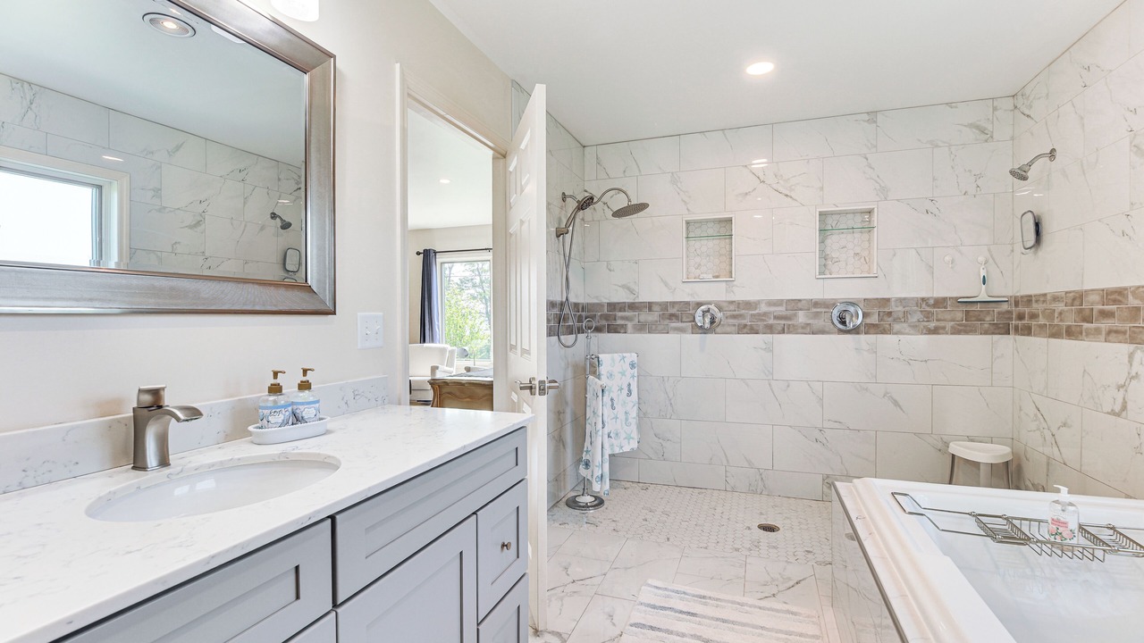 Photo of Bathroom in Chazy